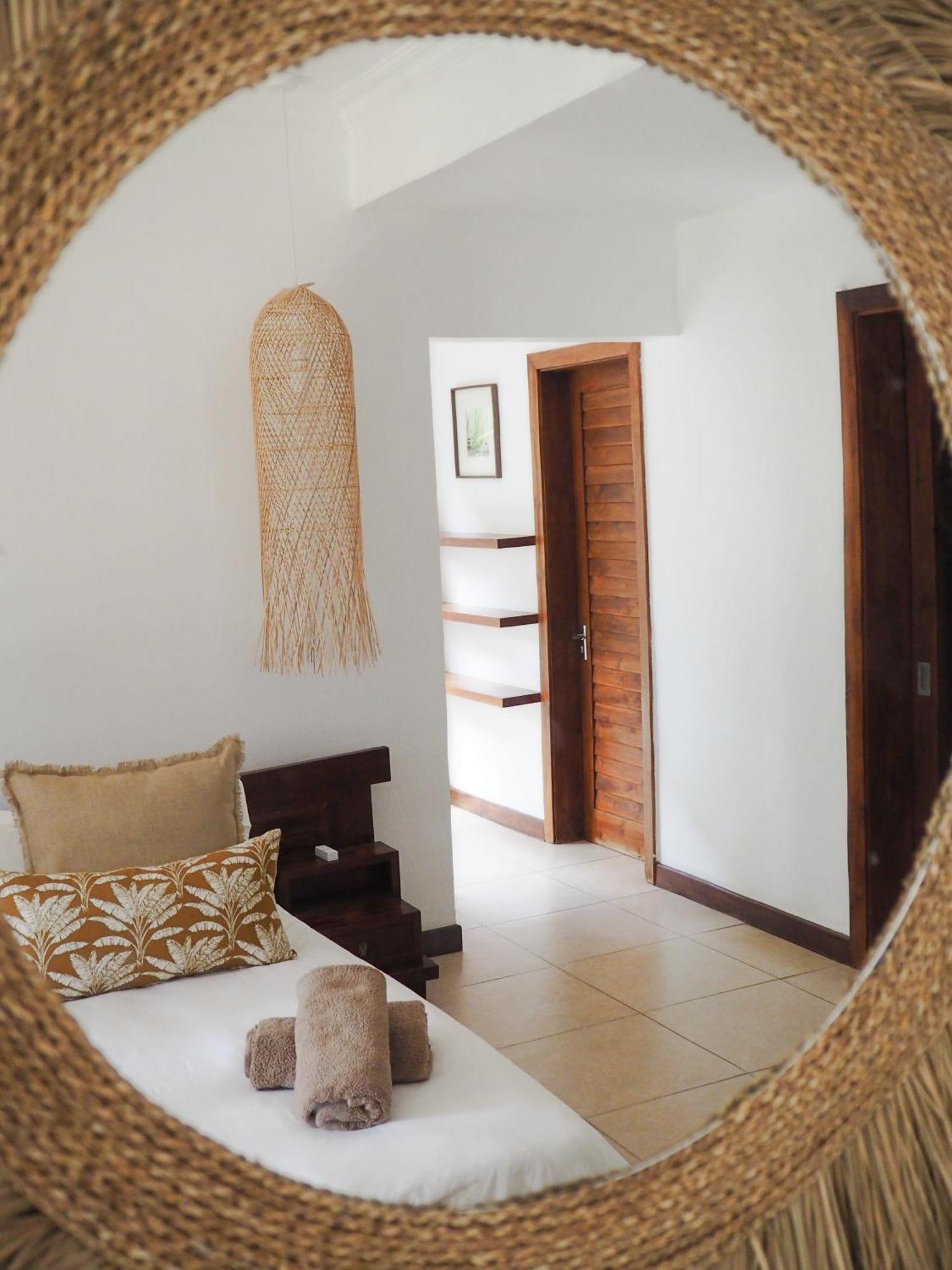 Balinese Bliss , Harmonious Decor , Private Pool, Outdoor Shower, Tropical Garden Villa Grand Baie